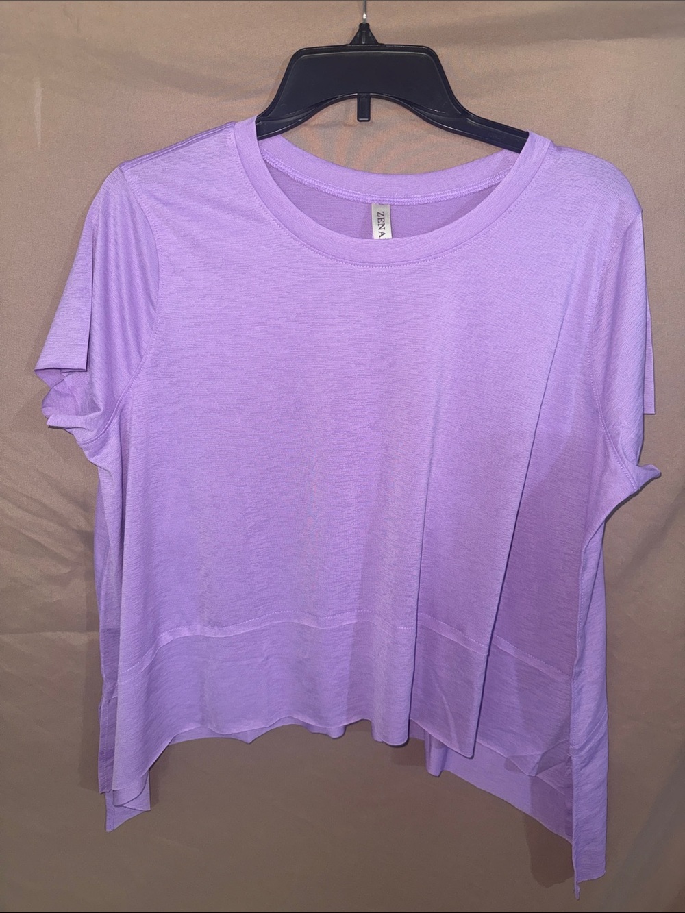 NWOT Women’s Zenana Outfitters Lilac Short Sleeve Crewneck Shark Bite Tee